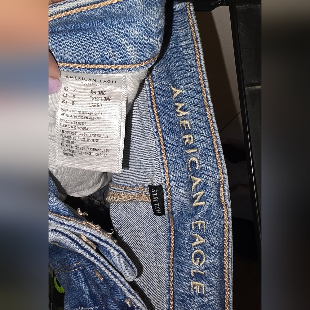 American Eagle Jeans - Picture 2 of 4